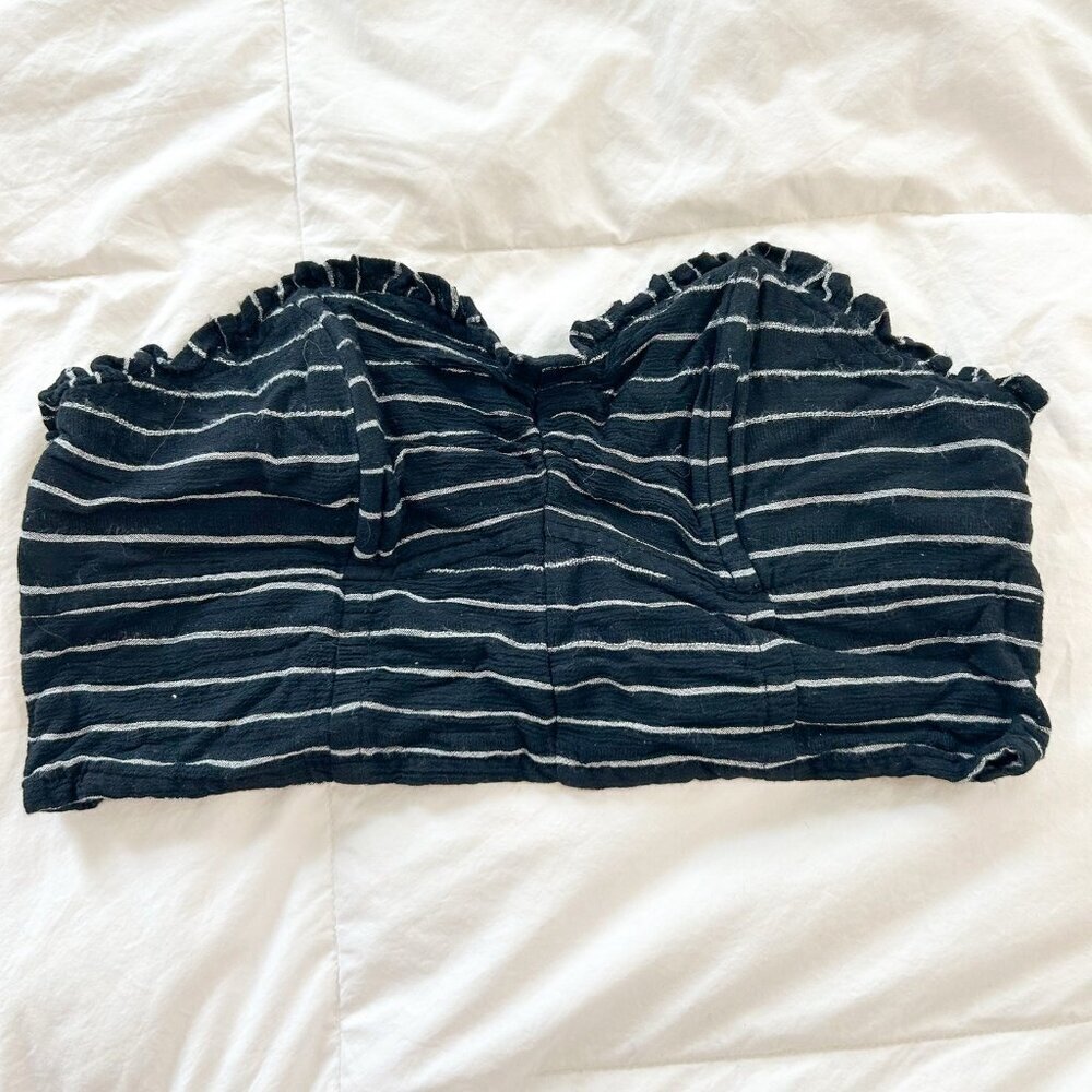 American Eagle Black White Striped Ruffle Smocked Tube Top Size L EUC